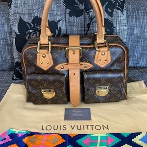 ⛔️SOLD⛔️Authentic Louis Vuitton Manhattan GM